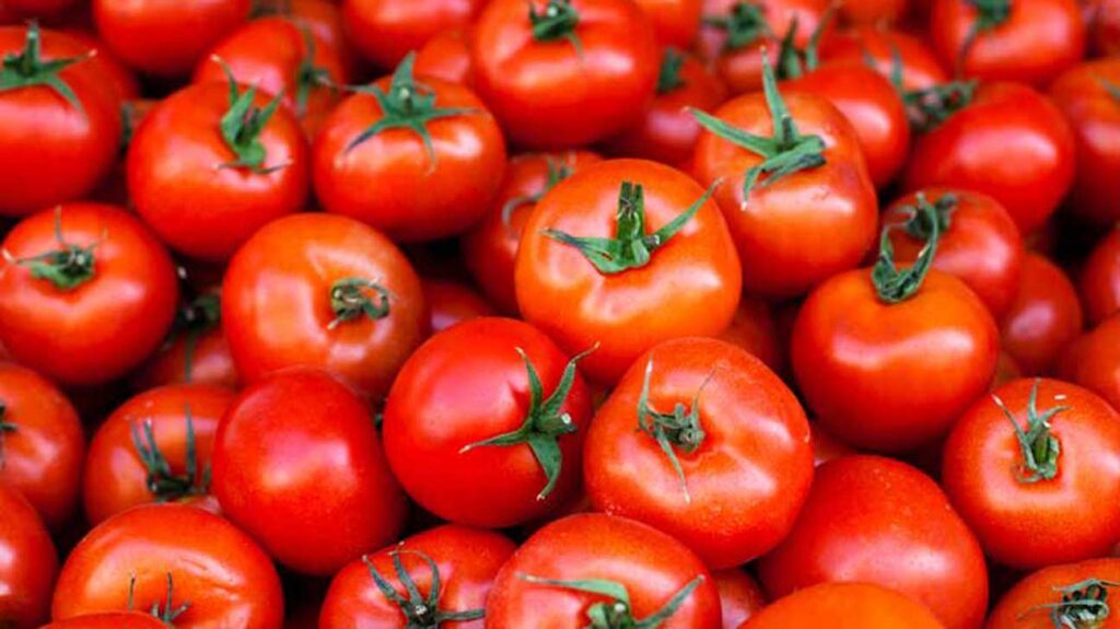 Tomatoes | Foods That Reduce Your Heart Attack Risk | Credit: www.healthline.com
